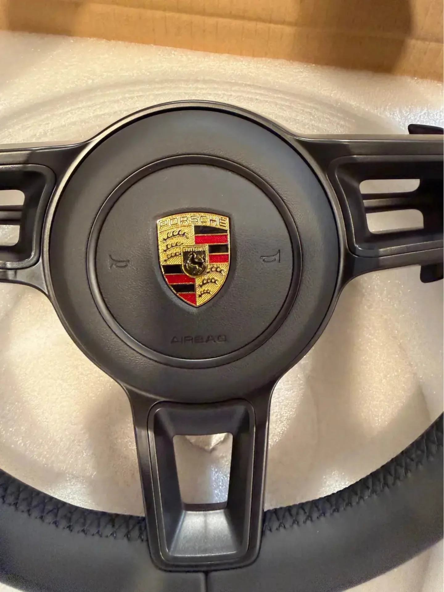 Porsche steering wheel - Image 2