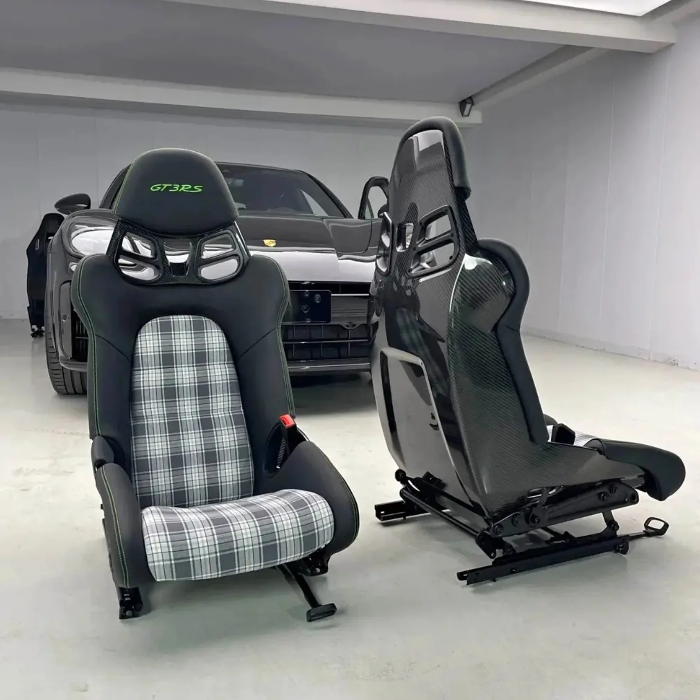 Porsche 991/992 GT3 RS Carbon Bucket Seats