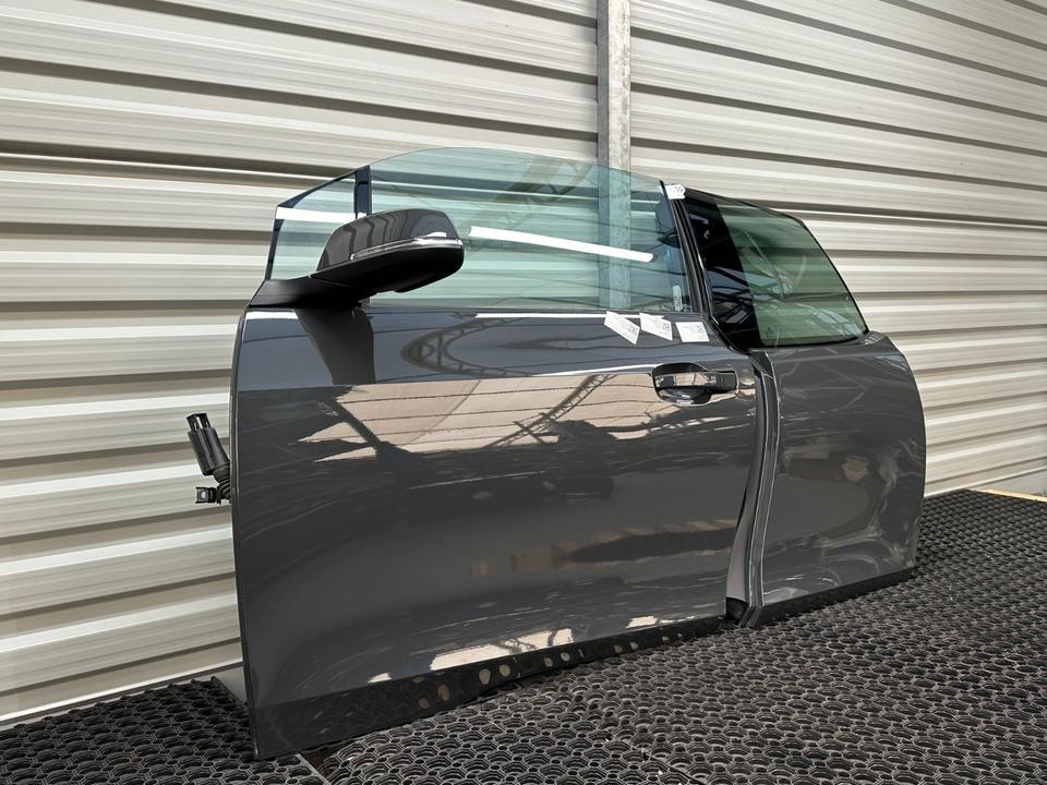 BMW i3 i01 Left Door Mirror Set – B74 Arravani Grey - Image 2