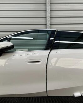 BMW 2 Series U06 Left Door Set – A300 Alpine White