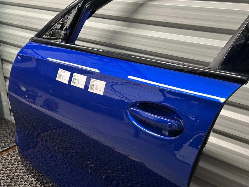 BMW X6M F96 Front Left Door – C1K Marina Bay Blue Metallic - Image 3