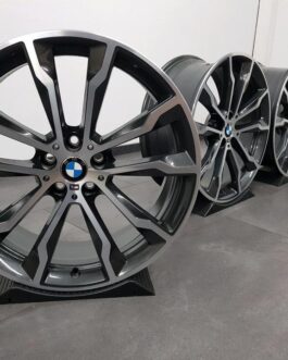 Original BMW M699 Double-Spoke Alloy Wheels