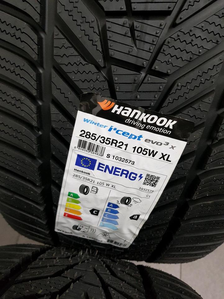 BMW Double-Spoke 910i Winter Wheel Set - Image 9