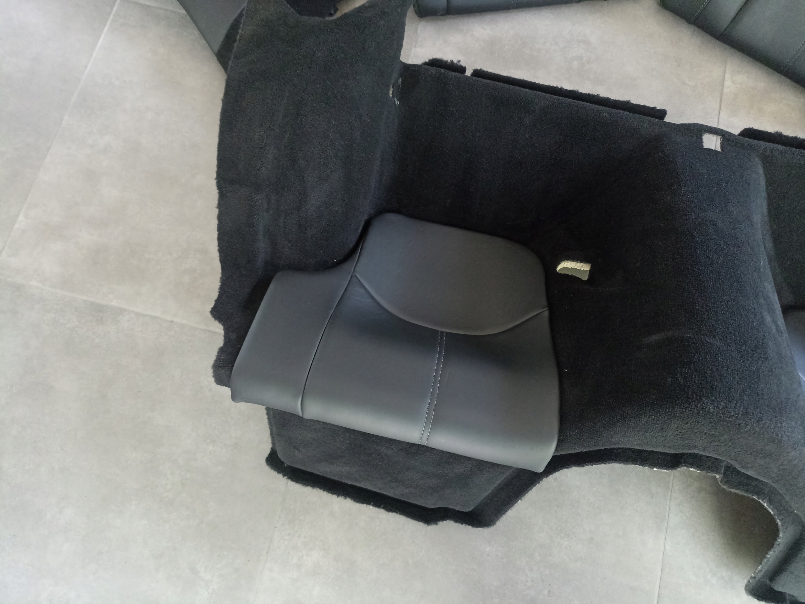 Porsche 911 997 Carrera S Seats - Image 8