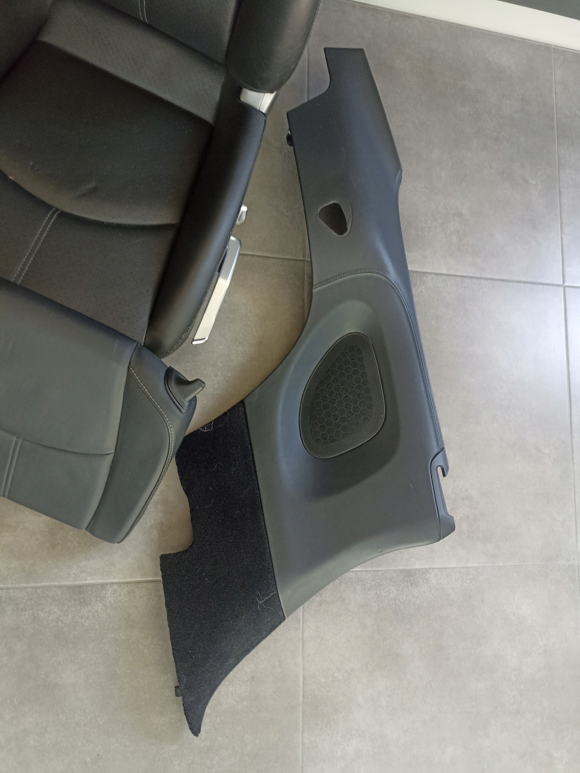 Porsche 911 997 Carrera S Seats - Image 9