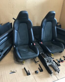 Porsche 911 992 GTS Seats – Black Leather & Alcantara, GTS Logo, With Door Cards, OEM