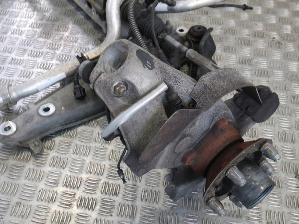 Porsche 991.2 GT3 Front Axle Assembly – Steering Knuckle, Control Arm & Wheel Hub - Image 4