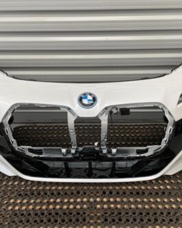 BMW 7 Series G70 i7 M-Sport Front Bumper – A96 Mineral White USA Spec
